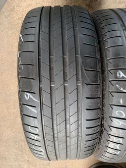  225 40 19 Bridgestone Turanza T005 Brand (1) Tire Used 
