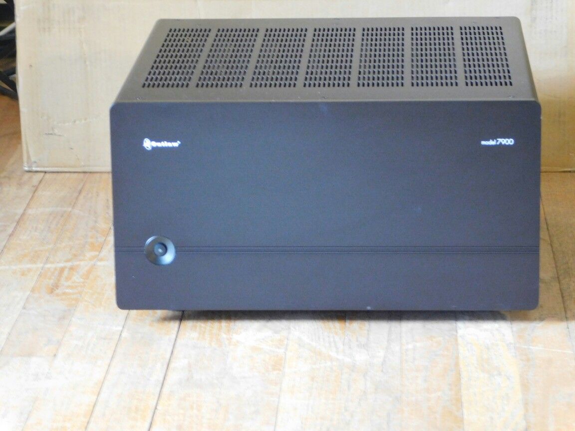 Outlaw Audio Model 7900 7 X 300 watt amp w/Marantz AV7702mkii pre amp