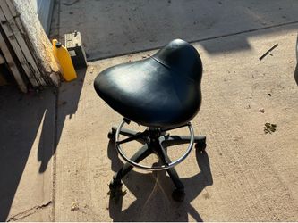 Saddle salon stool by Savvy Salon