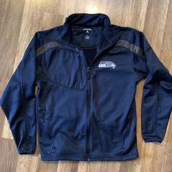 ANTIGUA - Mens SMALL - Like New!