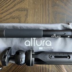 Alturo 6 in 1 Monopod Tripod Kit