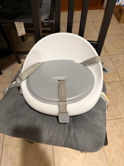 Skip Hop dining seat