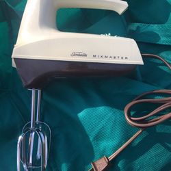 Nice electric hand mixer only $15