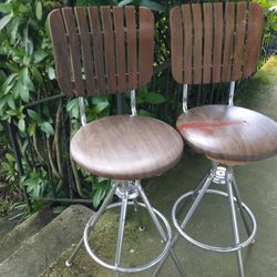 Free Bar Stools