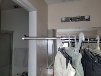Clothes rack