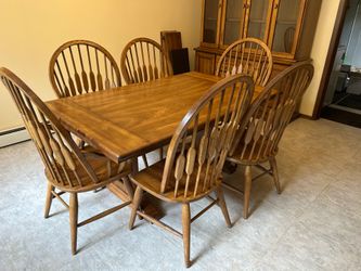 Vintage Bassett Oak, Windsor dining room set