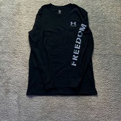 Under Armor Long Sleeve Tee Shirt 