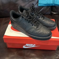 Nike court vision lows size 9