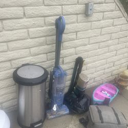  Curb Alert  Free Items Vacuums Trash Can Misc