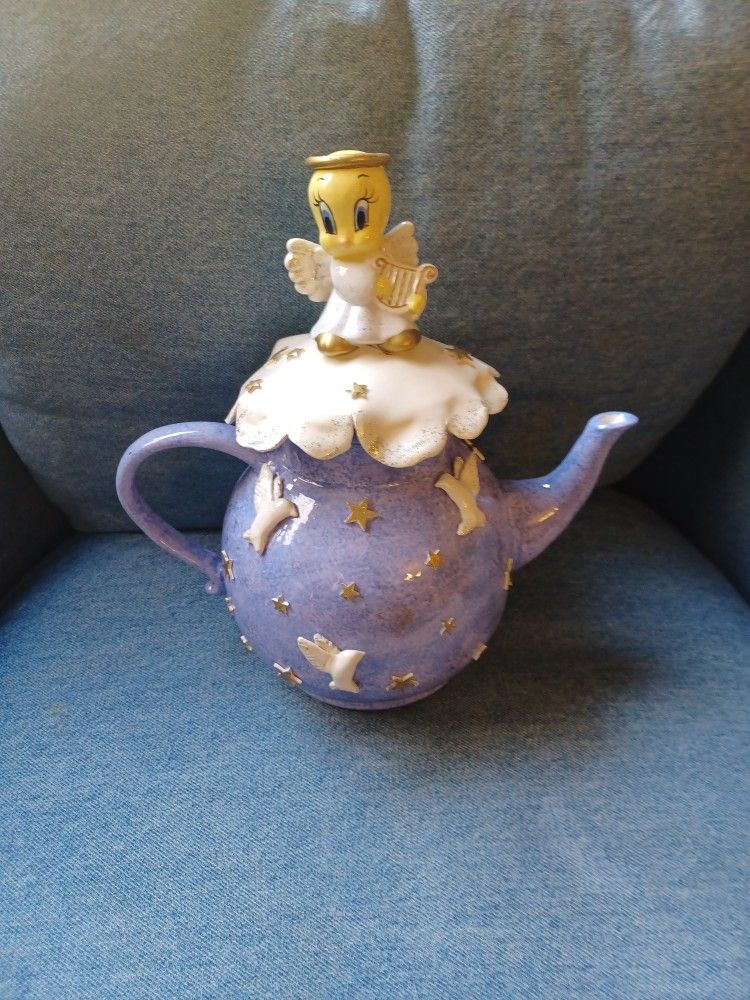 Tweety Bird Celestial Tea pot