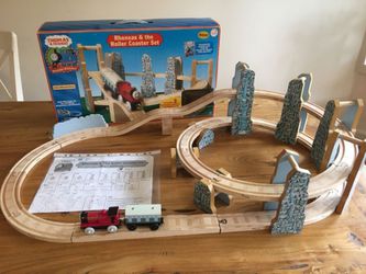 Thomas & Friends Wooden Railway - Rheneas & The Roller Coaster Set (Thomas Train Wood Set)