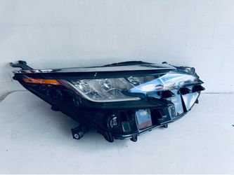2021-2023 TOYOTA SIENNA RIGHT PASSENGER HEADLIGHT REFLECTOR LED W/O DRL OEM (467)