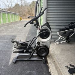 Bow flex Max Trainer 