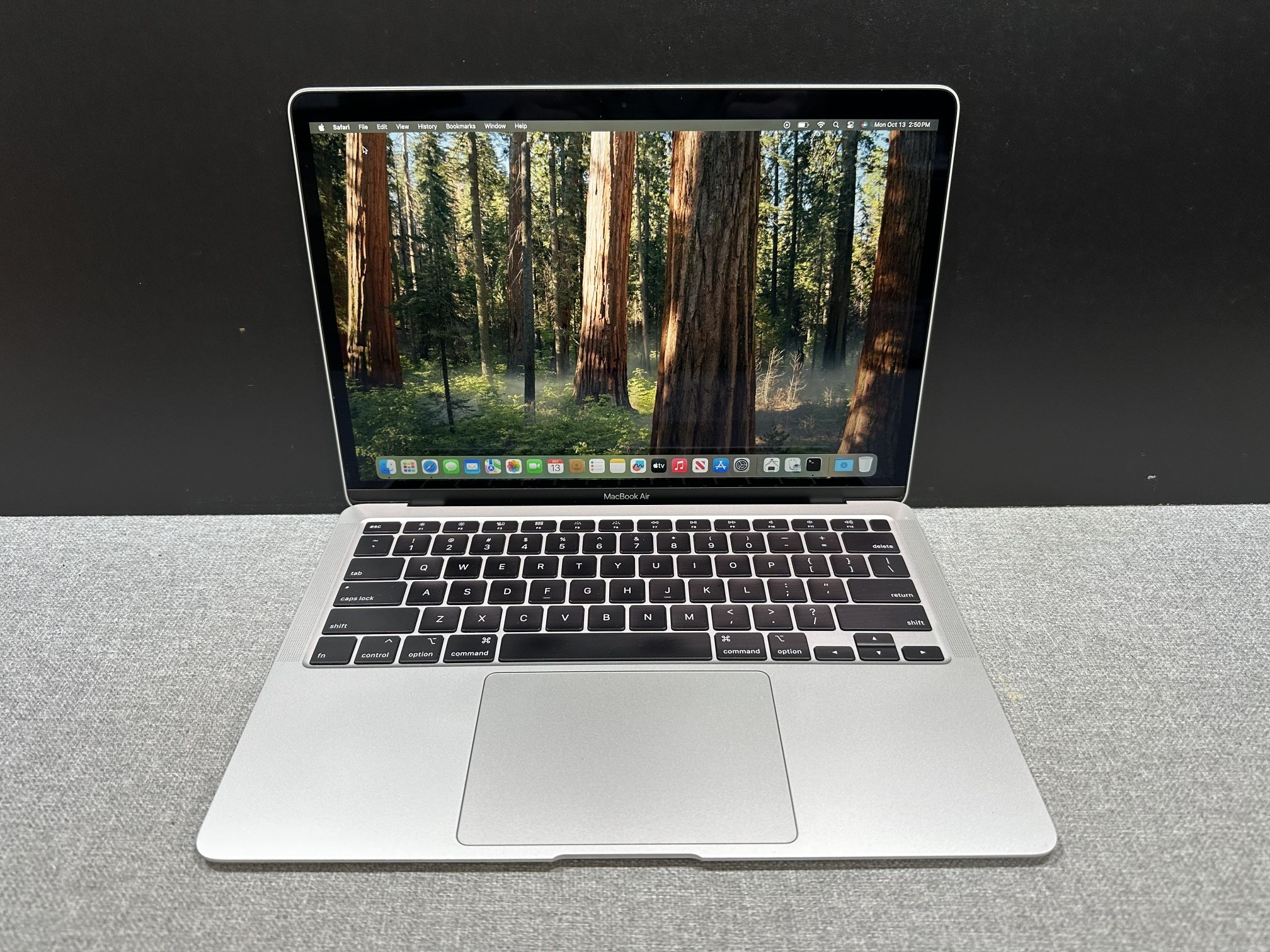 Apple MacBook Retina Air 13" Laptop Silver 2020 1.1GHz i5 8GB 256GB