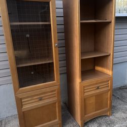 Furniture/bookshelves