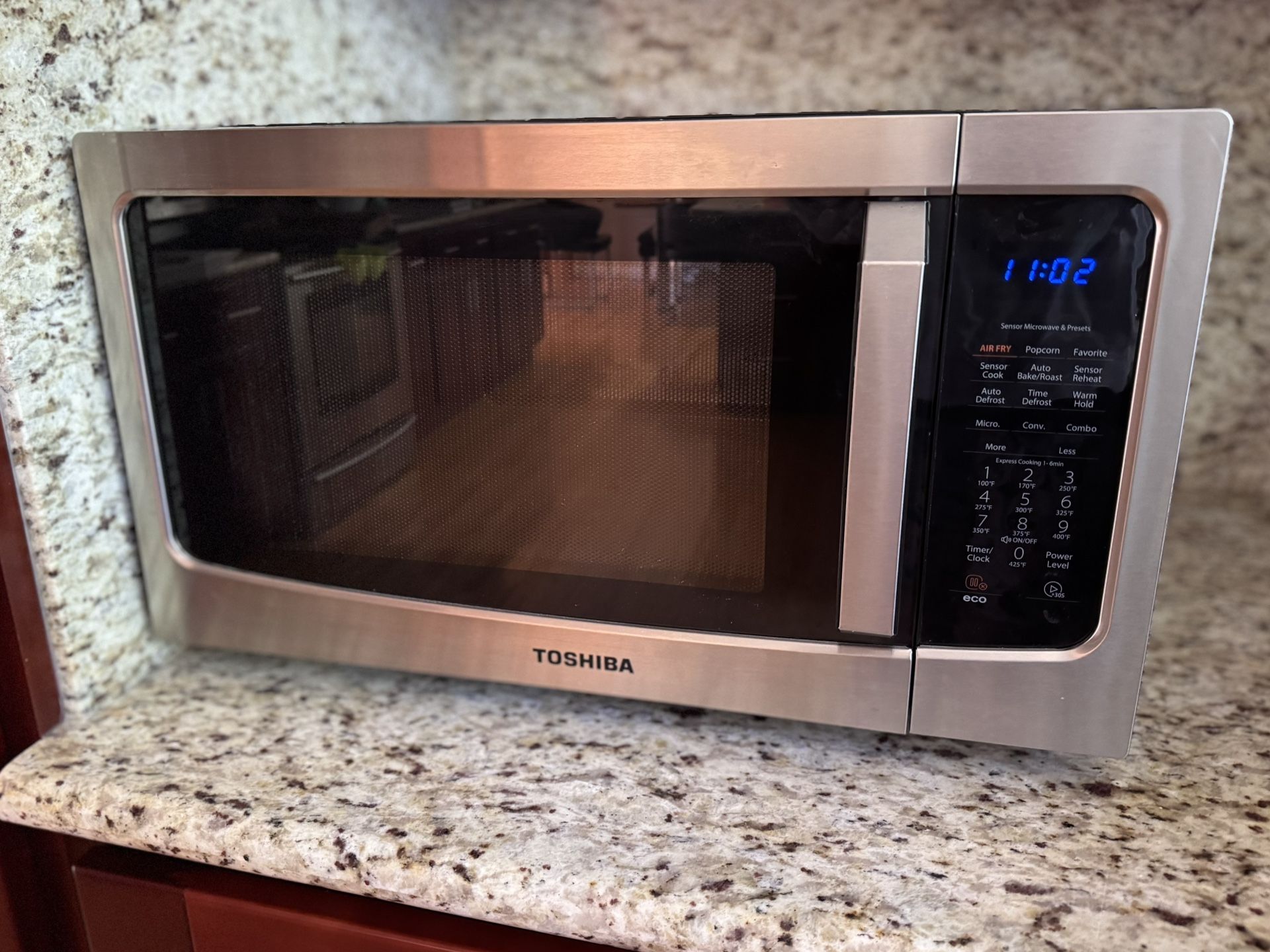 Toshiba 4-in-1 Microwave Air Fryer Combo – Excellent Condition