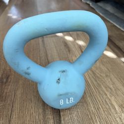 Kettle Bell 8 lBS 