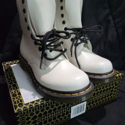 Dr Martens Boots 
