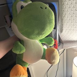 Yoshi Plushi