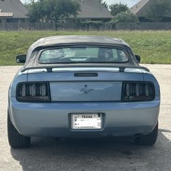 2005 Ford Mustang