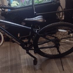 Genesis 29in Trail Bike 