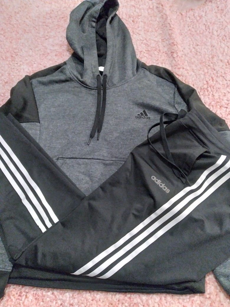 Womens Adidas Set