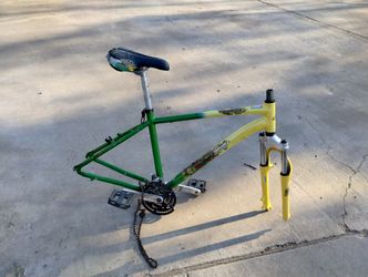 G2 T-nine Trailhead Mountain Bike
