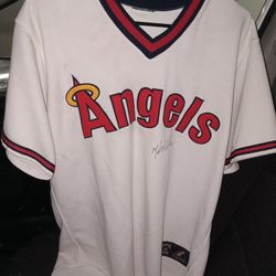 Angels Baseball Throwback Jersey Martin Maldonado Autographed  