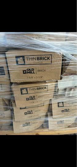 Old Mill Thin Brick Flats 7-5/8" x 2-1/4" Pallet