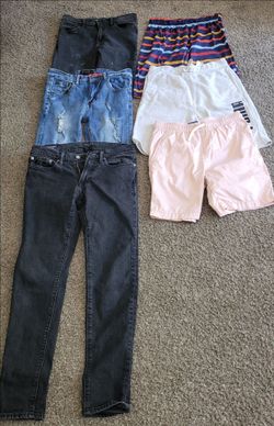 Ropa de niño 14/16 en buenas condiciones $10 por toda en modesto