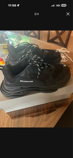 MENS BALENCIAGAS