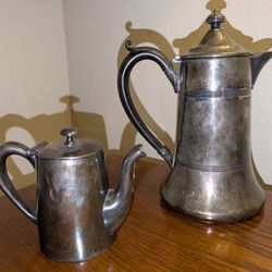 Gorgeous antique silver plated teapot and creamer. Majestic Hotel St. Louis Homan Manufacturing Quadruple plated Silver. That is a lot of silver! 