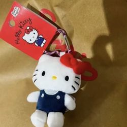 hello kitty plushie keychain‼️