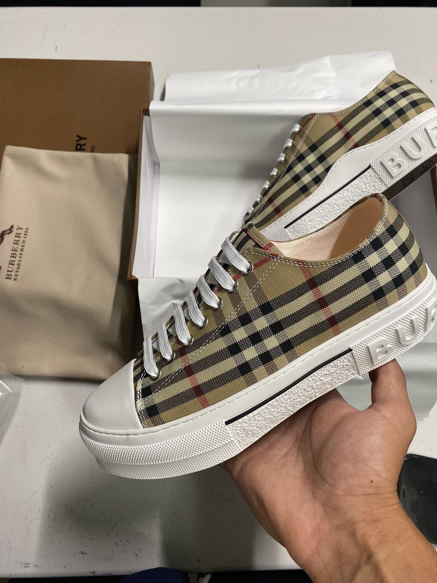 Burberry Shoes 