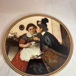 Norman Rockwell Plate – The Gossip / Plato decorativo Rockwell – El Chisme
