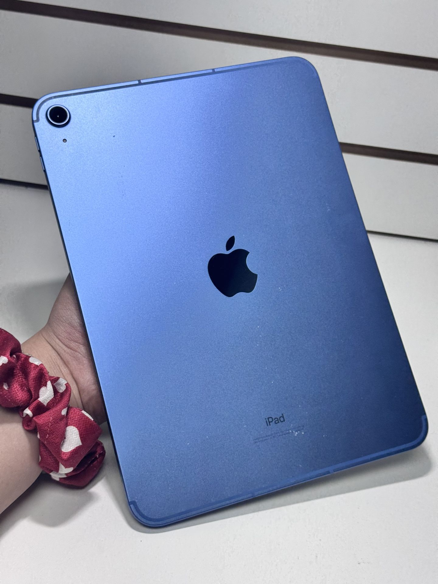 iPad 10th Generation 256 GB (WIFI ONLY)