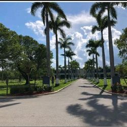 MIAMI MEMORIAL PARK 