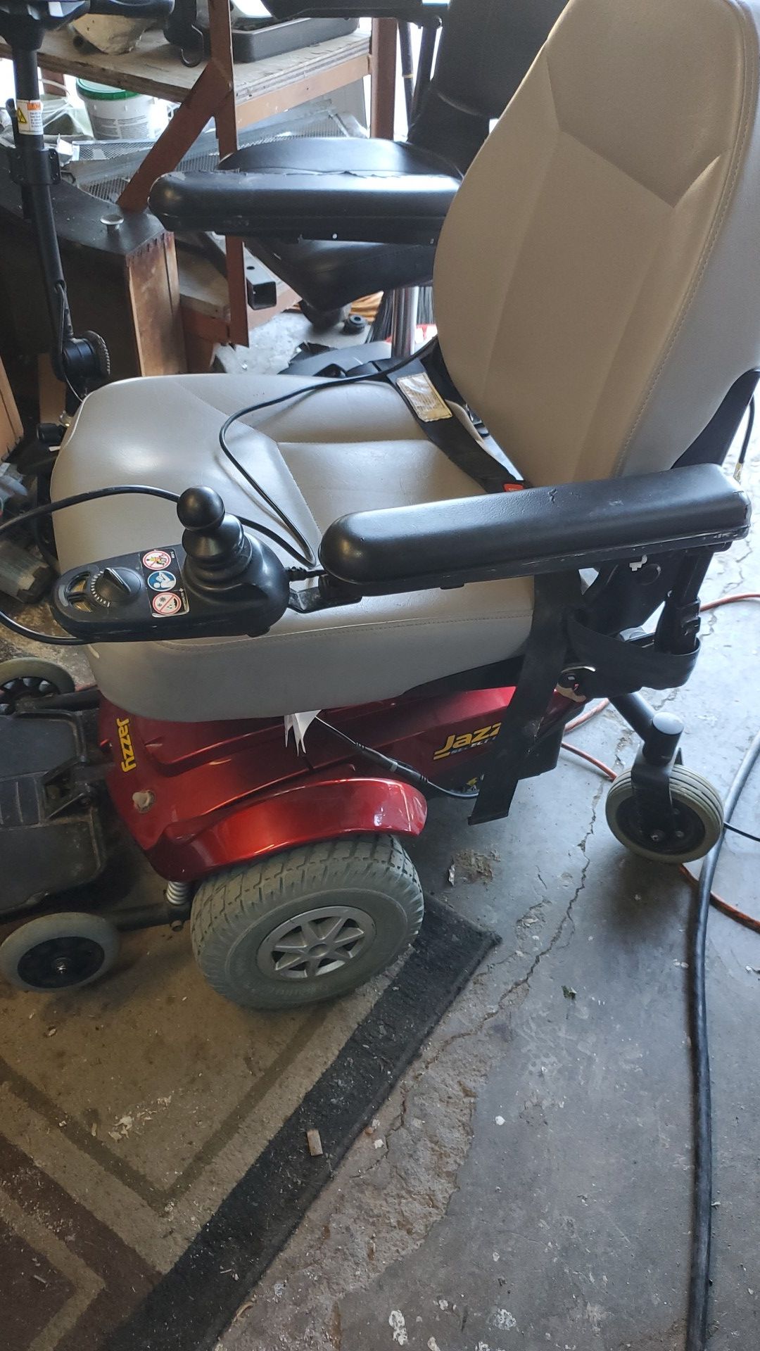 Jazzy elite new batteries for Sale in Bakersfield, CA OfferUp