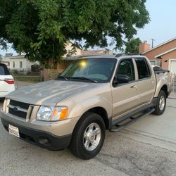 2004 Ford Explorer Sport Trac XLT