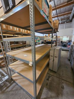Rivetier boltless shelving