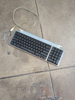vintage Apple keyboard