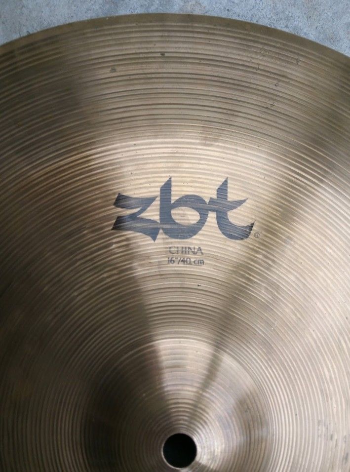 Cymbals Hi Hats 14 " Meinl 55,Aax 10" 60 ,Avedis 8" 60,10