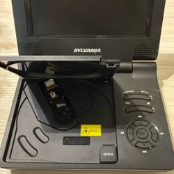 Portable Dvd Player. No Cord.