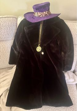 Black faux-fur Jacket with pearl detail Pimp Halloween Costume