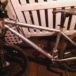 Cannondale F7 Mountain Bike Size Lg