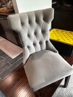 Dining Room Table with 4 chairs!!!