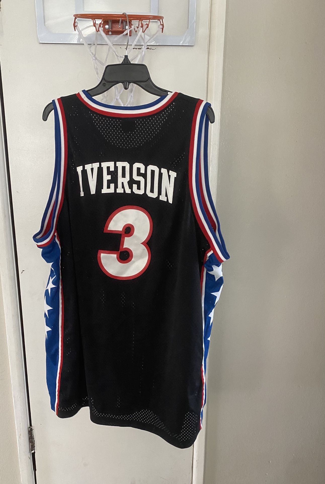 Nike Philadelphia 76ers Allen Iverson Jersey