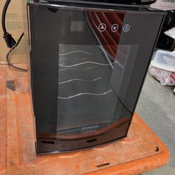 Wine Fridge with LED light inside (can be on or off)