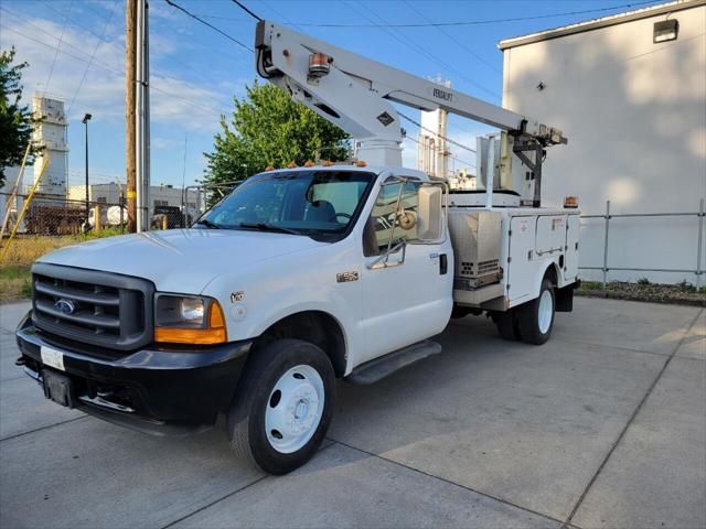 2001 Ford F-550 Chassis