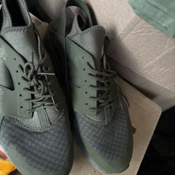 Nike Air Huarache Run Ultra Triple Olive Sz 11 (willing To Negotiate Price)